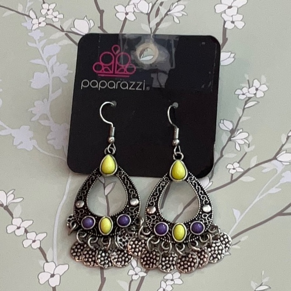 ❄️ Paparazzi | Silver and Yellow Chandelier Earrings Bohemian Southwestern